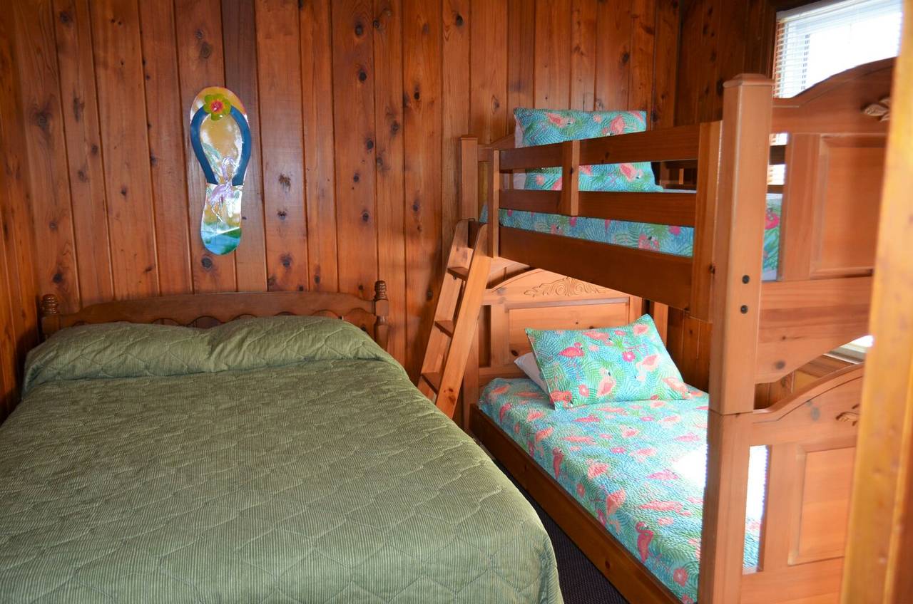 Bedroom 3 Upstairs - 1 Double Bed & 1 Set of Bunks (2 Singles) Bedroom 3 Upstairs - 1 Double Bed & 1 Set of Bunks (2 Singles)