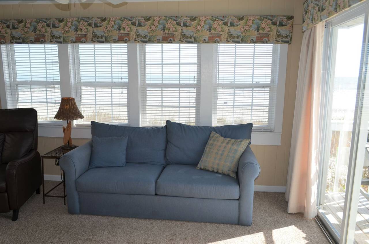 Access the Upstairs Sundeck from Sunroom Access the Upstairs Sundeck from Sunroom