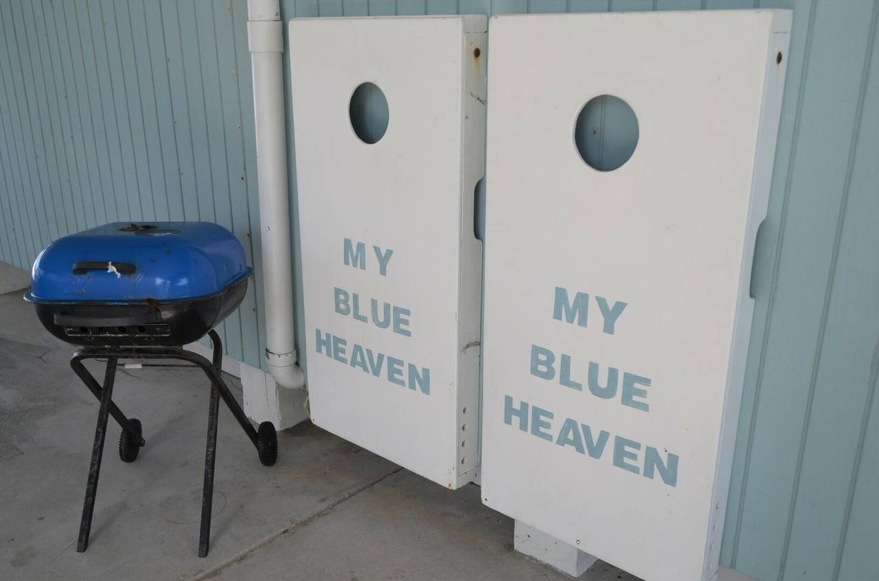 Charcoal Grill & Cornhole for Family Fun! Charcoal Grill & Cornhole for Family Fun!