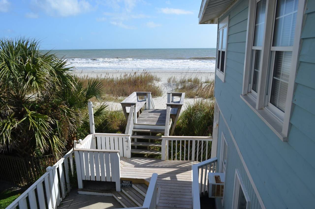 Beach Access with Built-In Benches Beach Access with Built-In Benches
