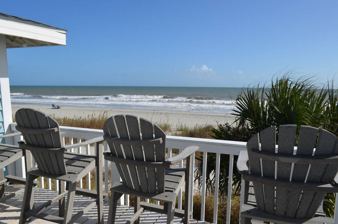 Relax & Enjoy Beach Life! Relax & Enjoy Beach Life!