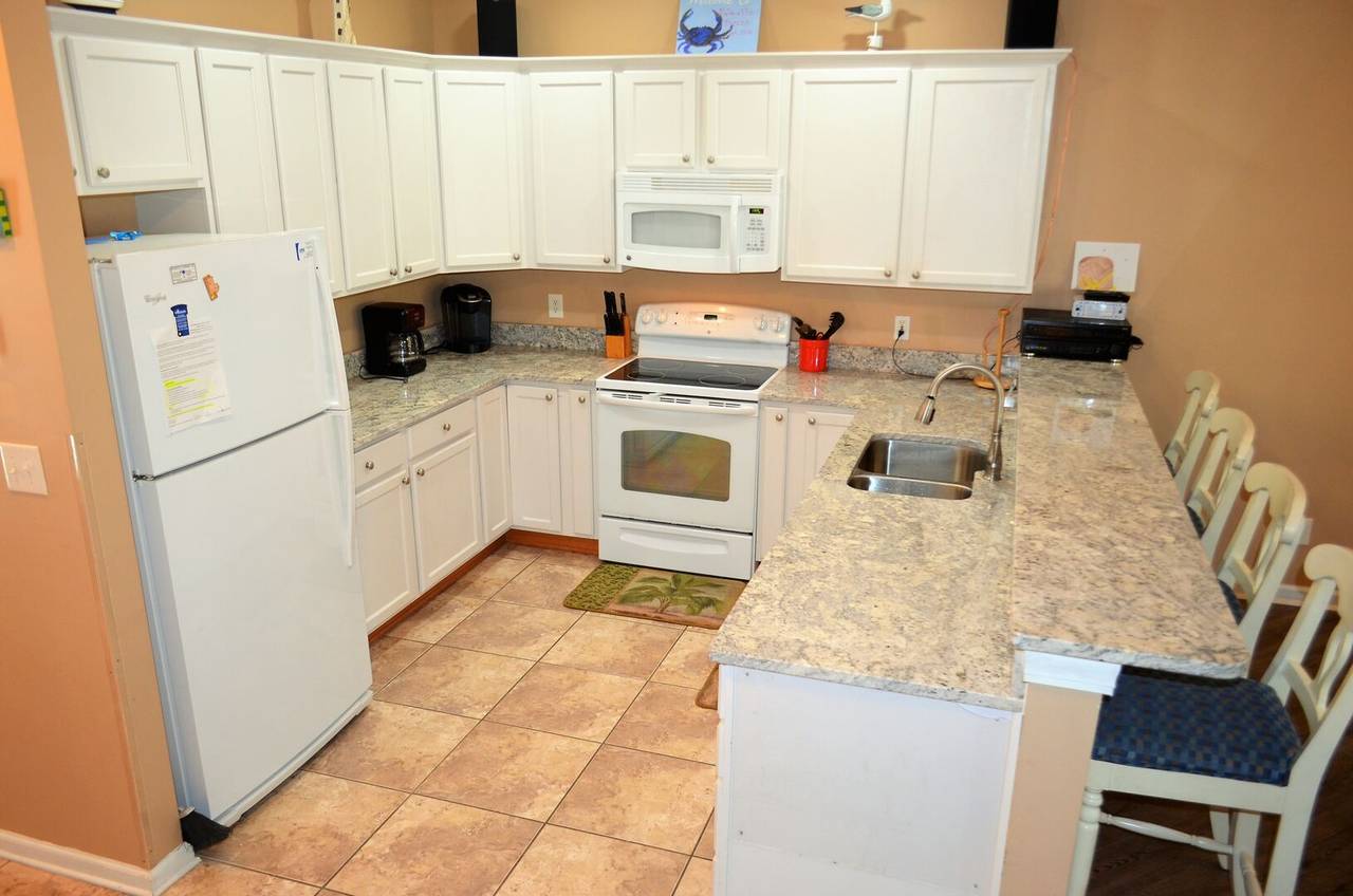 Fully Equipped Kitchen Fully Equipped Kitchen