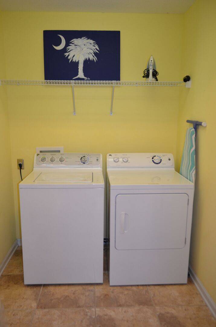 Full Size Washer & Dryer Located Upstairs Full Size Washer & Dryer Located Upstairs