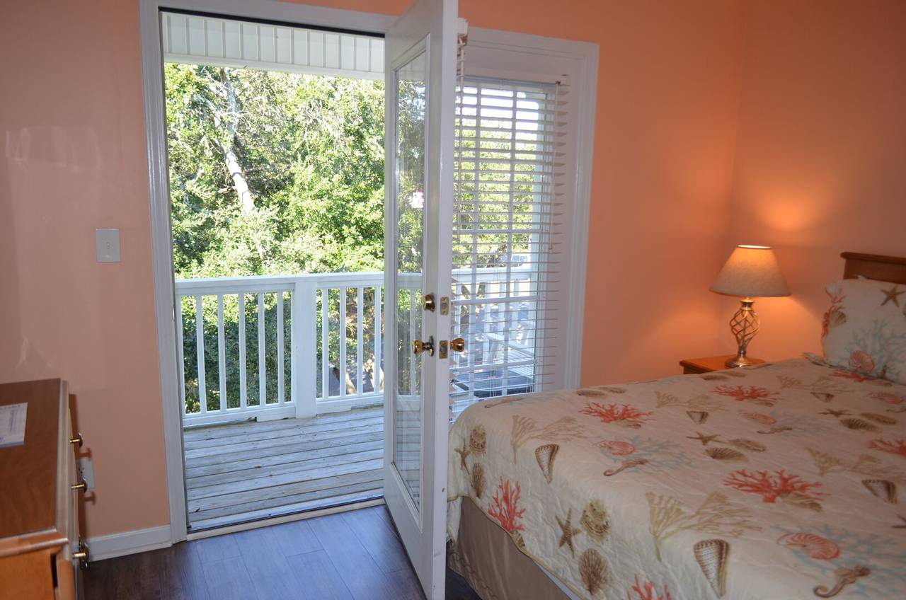 Bedroom 5 with Porch Access Bedroom 5 with Porch Access