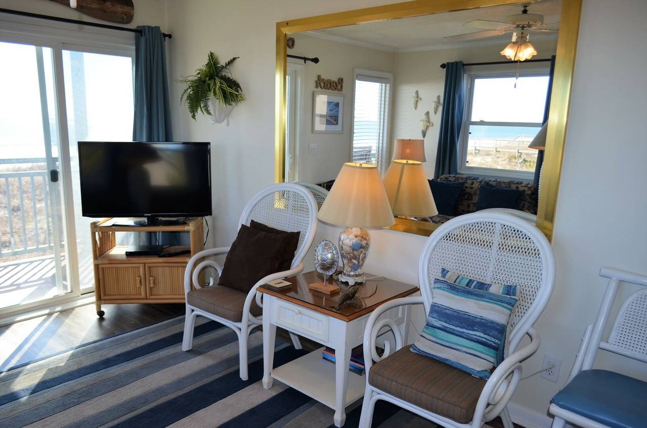 Welcome to A Place at the Beach II 2F! Welcome to A Place at the Beach II 2F!