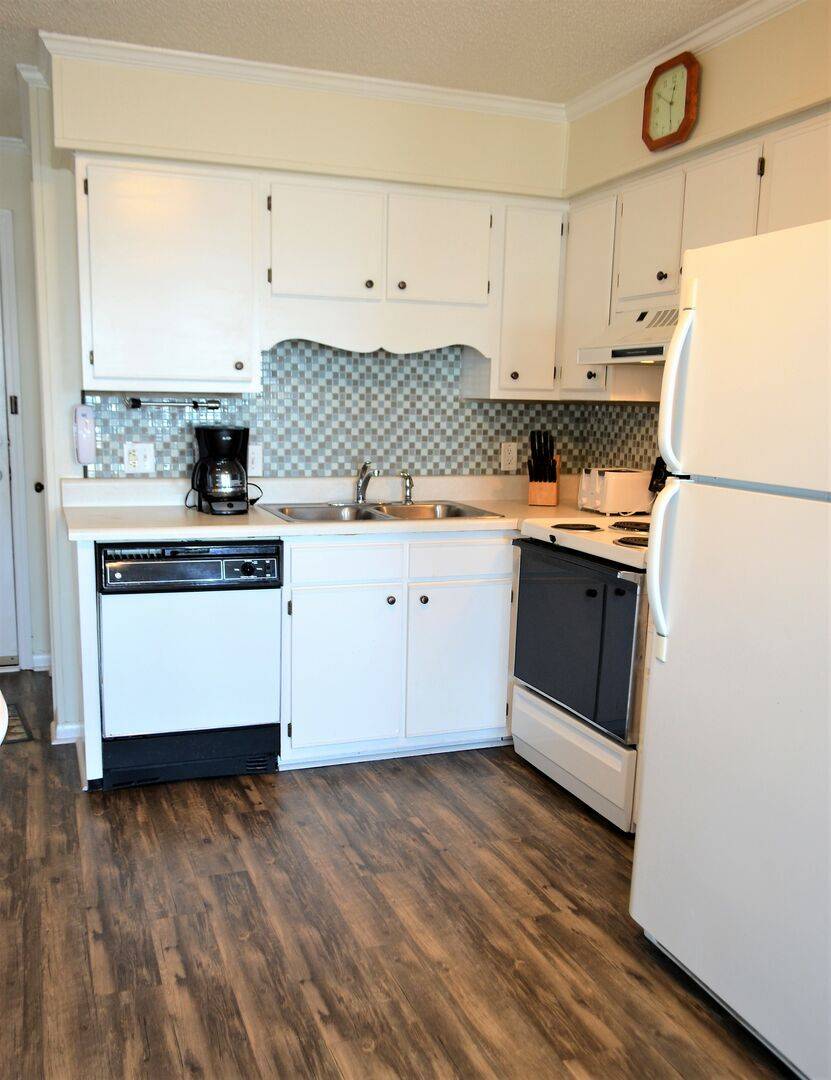 Fully Equipped Kitchen Fully Equipped Kitchen