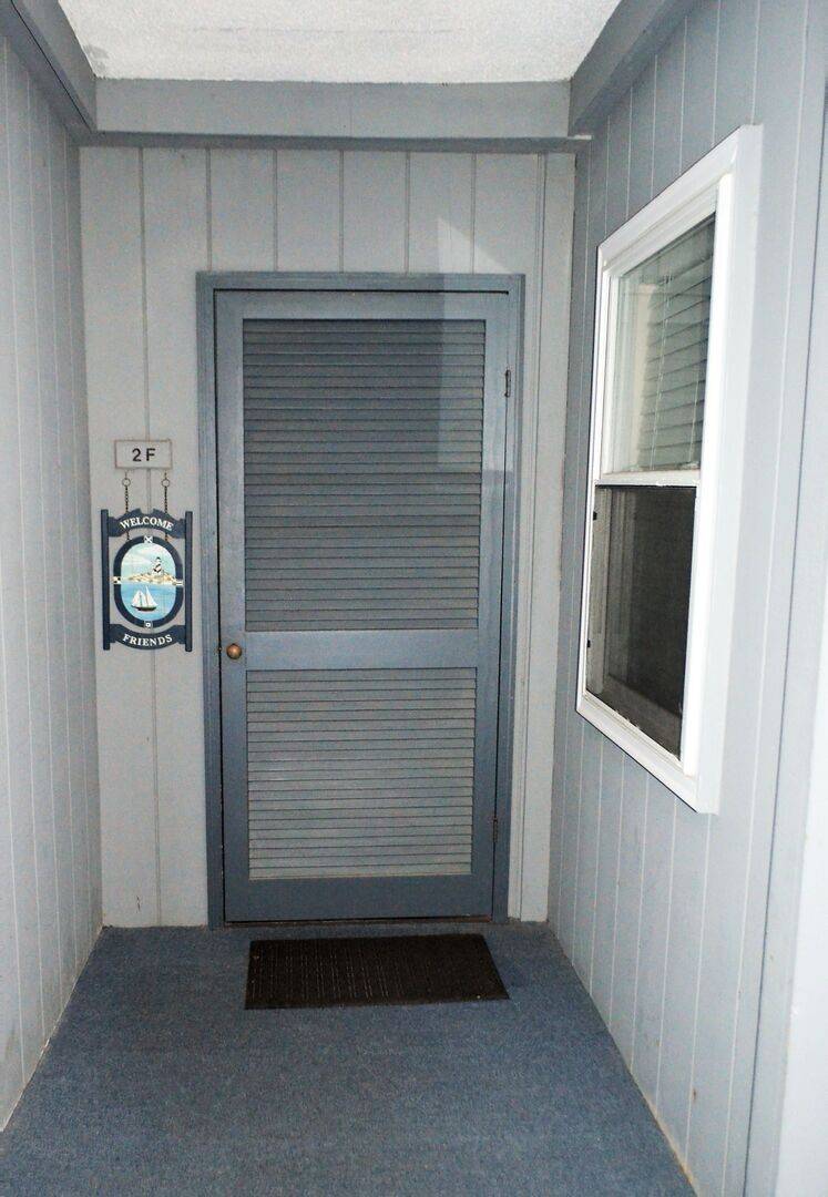 Have Fun Vacationing at A Place at the Beach II 2F! Have Fun Vacationing at A Place at the Beach II 2F!