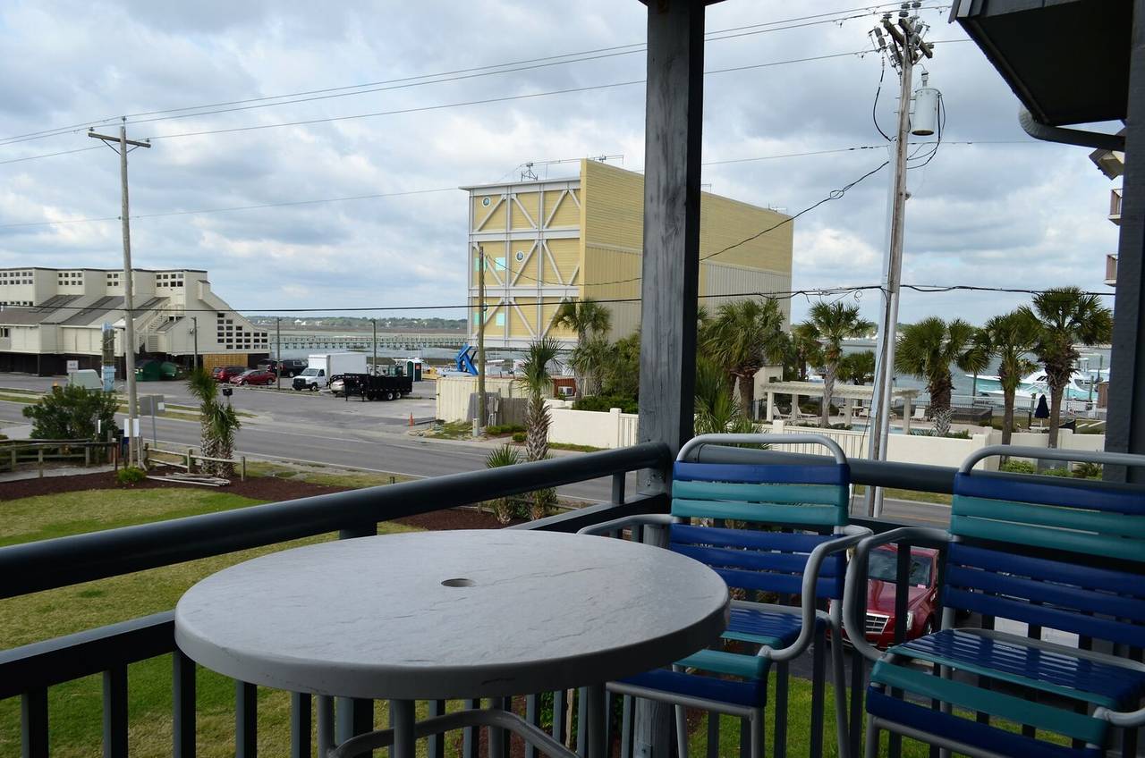 & marsh views across the street! & marsh views across the street!