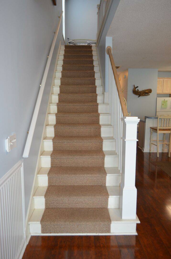 Bedrooms 2, 3 & 4 Located Upstairs Bedrooms 2, 3 & 4 Located Upstairs