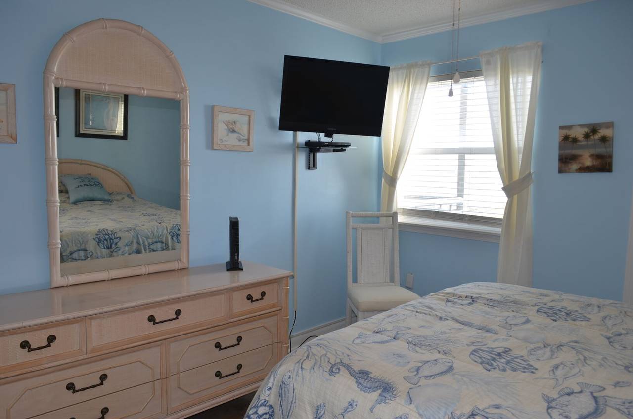 Ocean view from Bedroom 2! Ocean view from Bedroom 2!