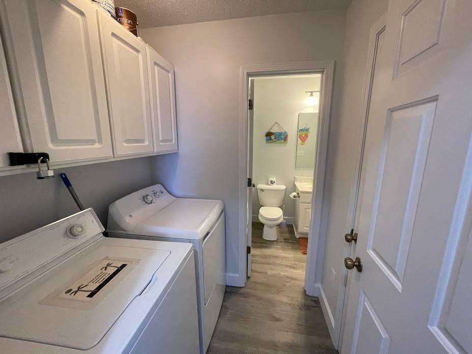 Laundry and bath behind main kitchen Laundry and bath behind main kitchen