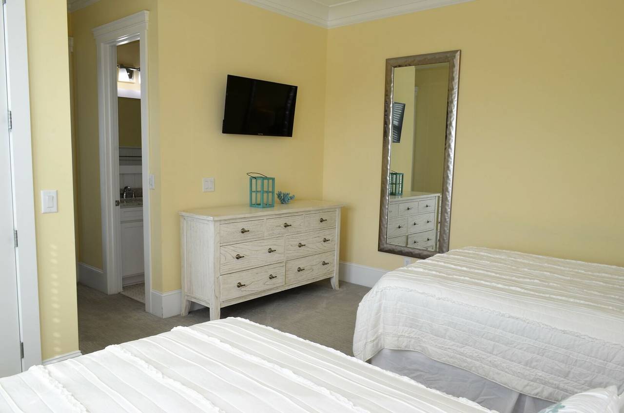 Bedroom 3 TV and private bath Bedroom 3 TV and private bath