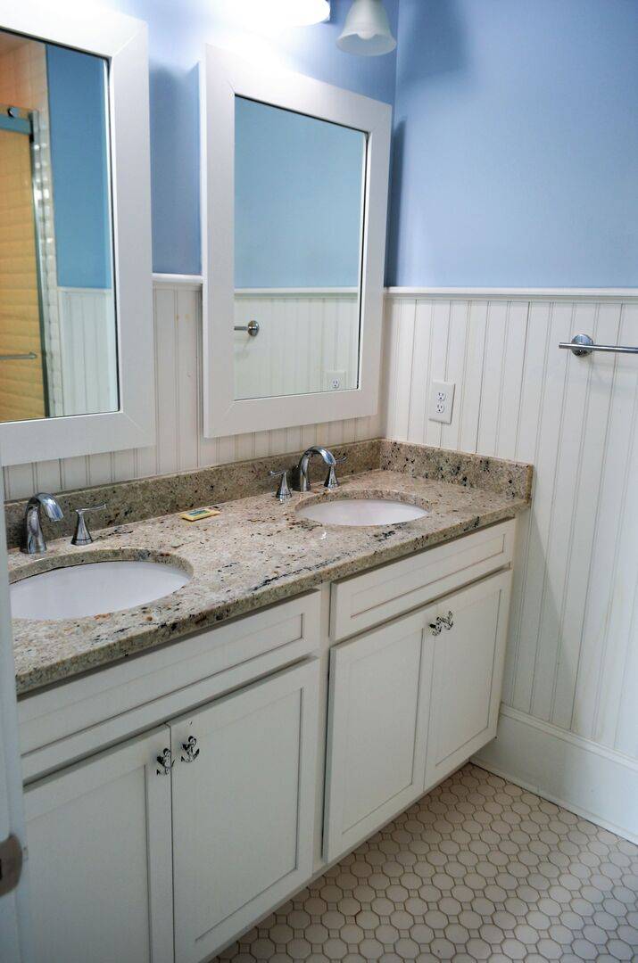 Bedroom 2 double vanity Bedroom 2 double vanity