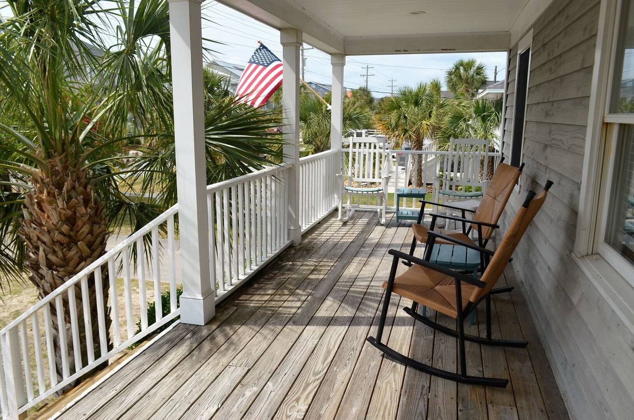 Cottage 1 - Front Porch Cottage 1 - Front Porch