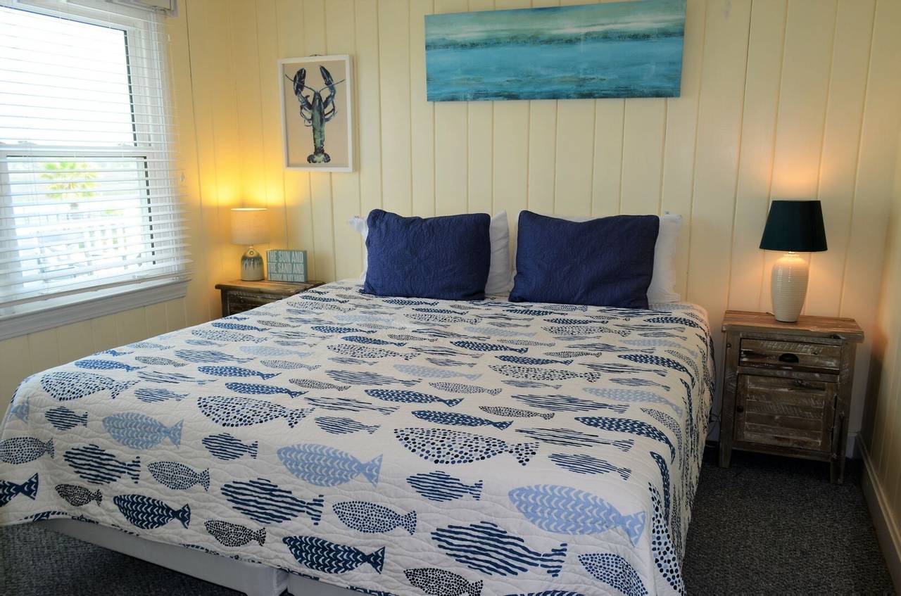 Cottage 1: Bedroom 3 - 1 King Bed Cottage 1: Bedroom 3 - 1 King Bed