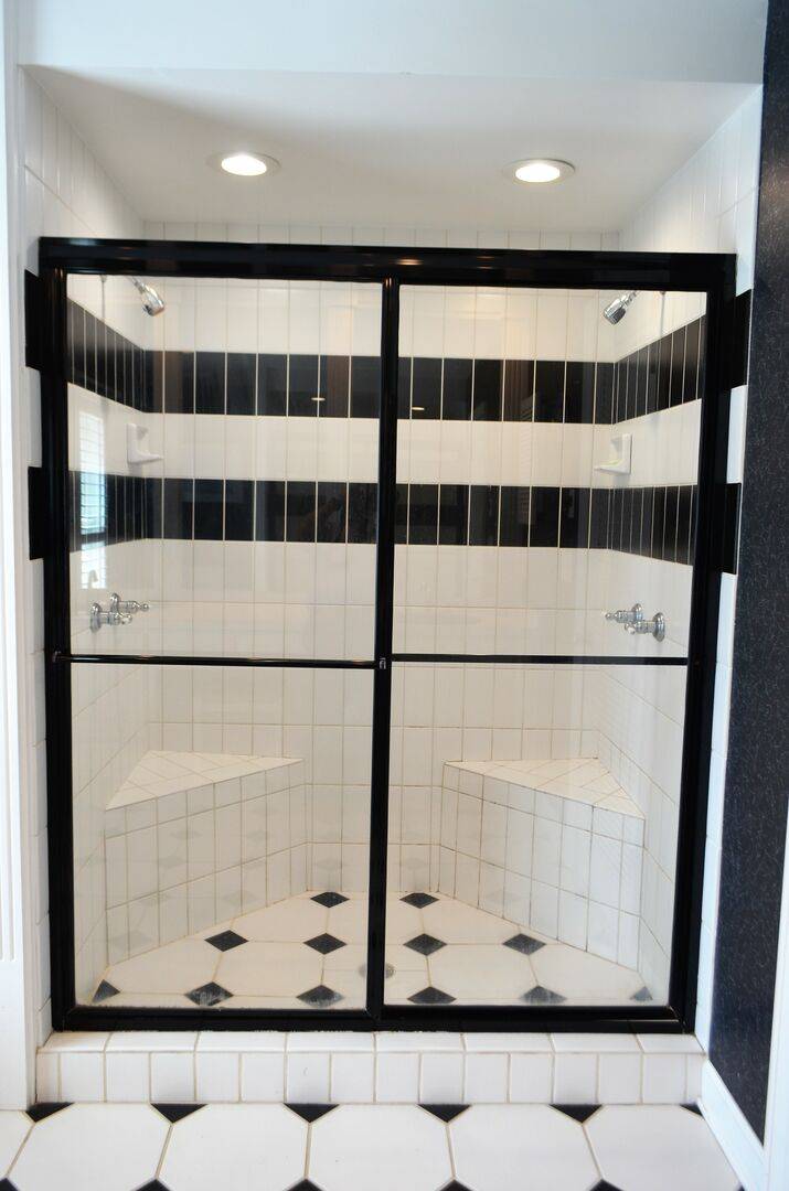 Cottage 2: Bedroom 1 Bath Walk-In Shower Cottage 2: Bedroom 1 Bath Walk-In Shower