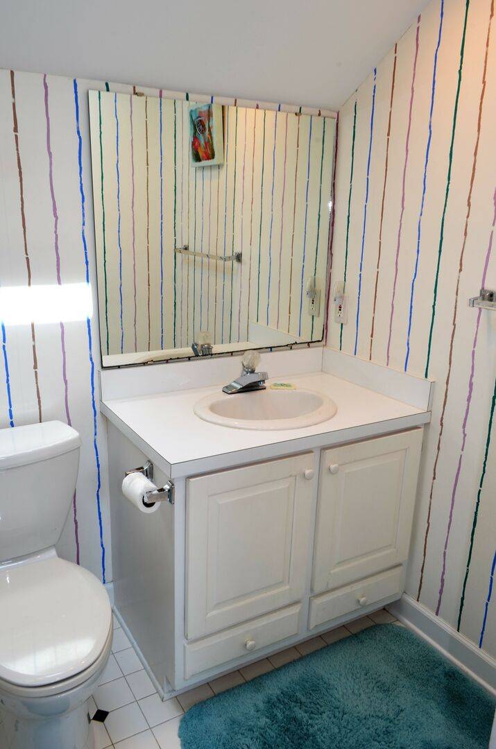 Cottage 2: Upstairs Hall Bath Cottage 2: Upstairs Hall Bath