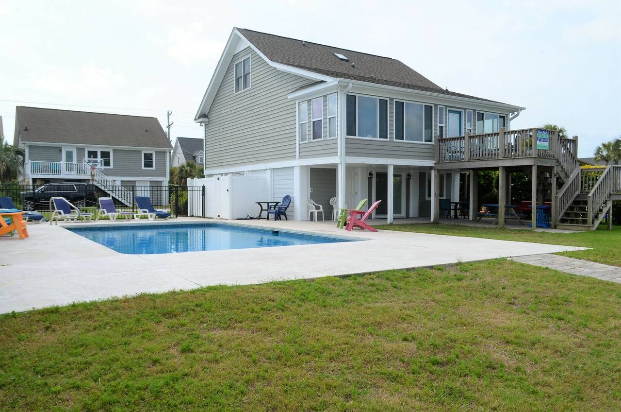 Exterior View of Cook's Cottages Exterior View of Cook's Cottages