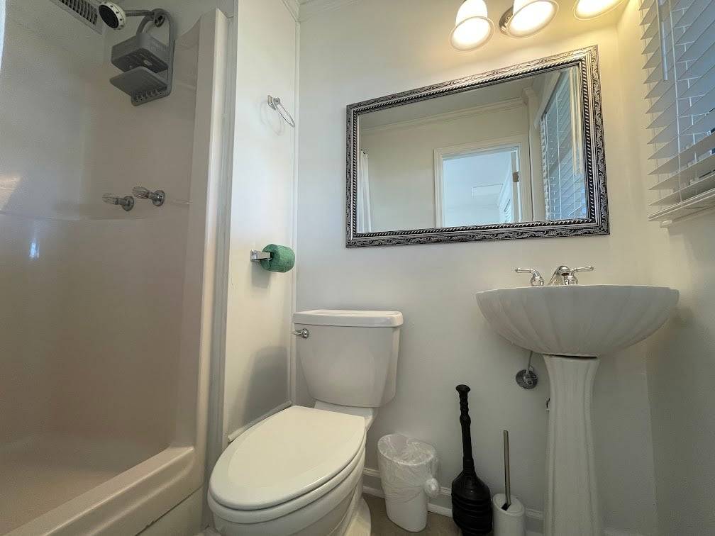 Private bath off of bedroom 5 Private bath off of bedroom 5