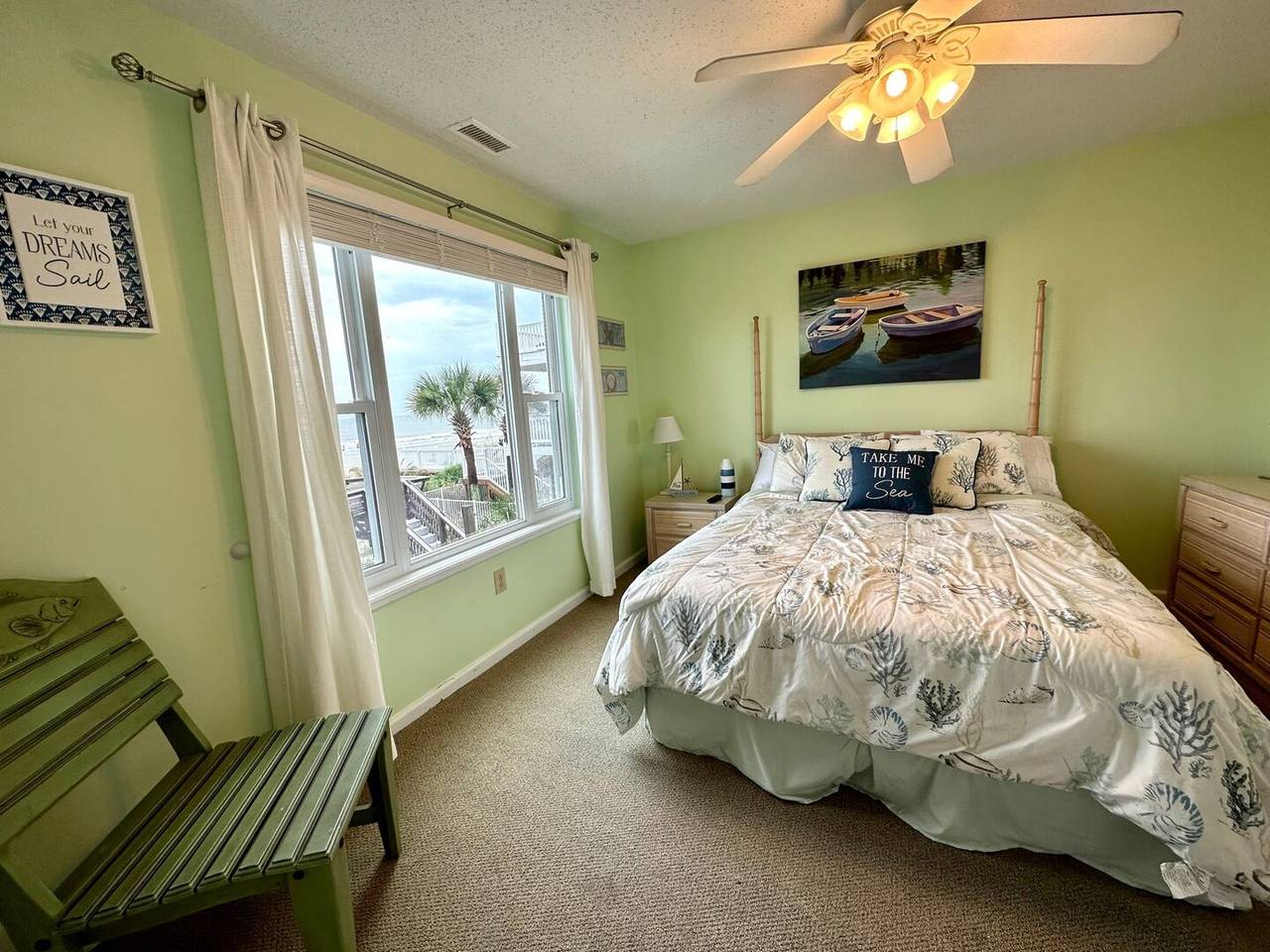 Bedroom 4 - 1 Queen Bed (Ocean front, balcony access and private bath) Bedroom 4 - 1 Queen Bed (Ocean front, balcony access and private bath)