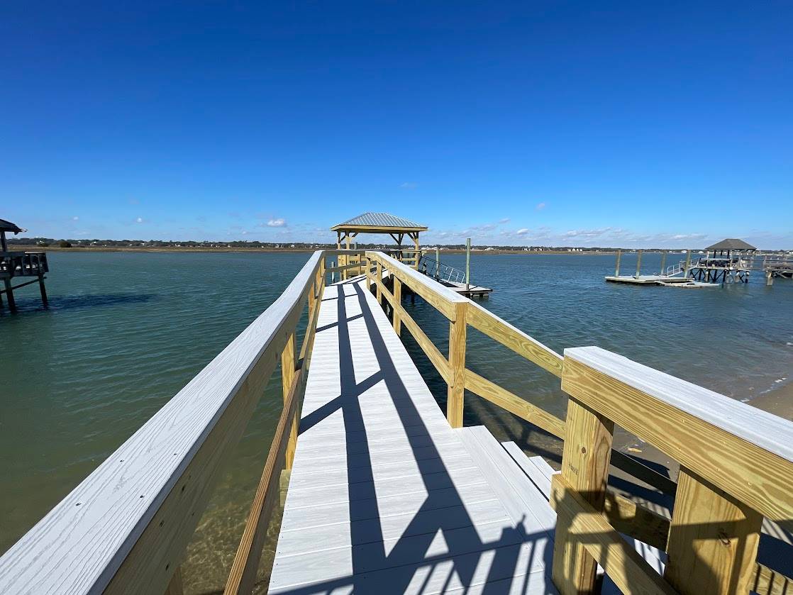 New pier and dock for 2024! New pier and dock for 2024!