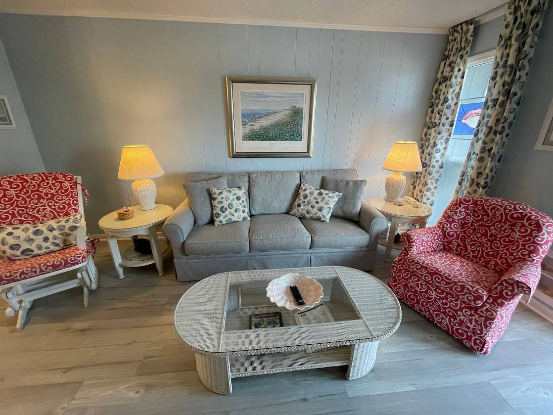 Kick back & Kick back &