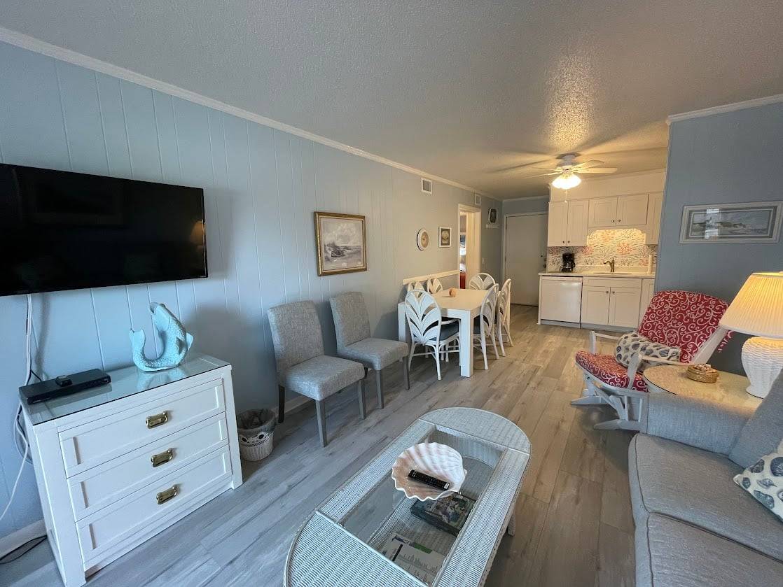 Living Area, Dining, & Kitchen Living Area, Dining, & Kitchen