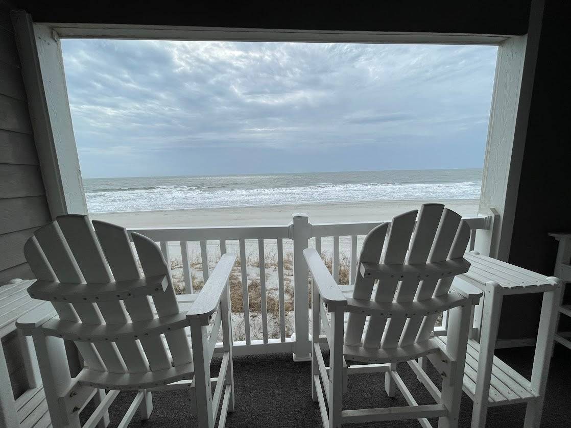 Feel the Ocean Breeze! Feel the Ocean Breeze!