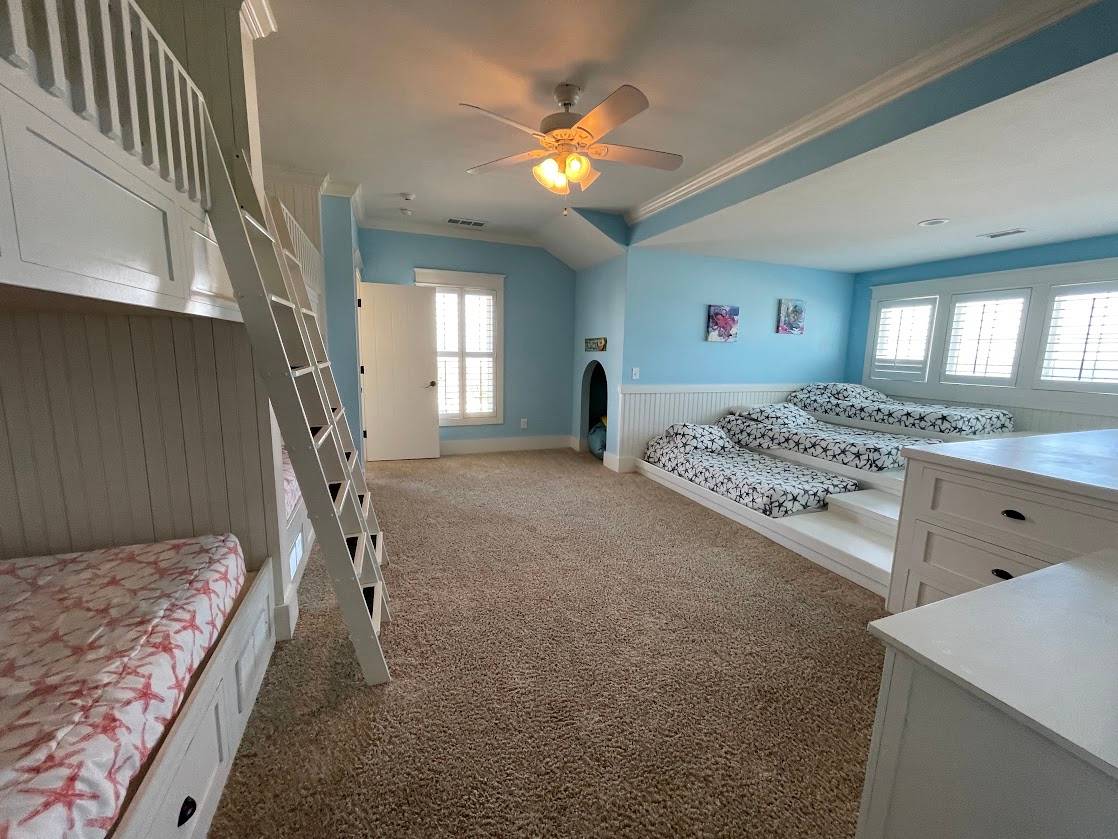 Bedroom 8 - 2 sets of bunks and 3 step-up bunks Bedroom 8 - 2 sets of bunks and 3 step-up bunks