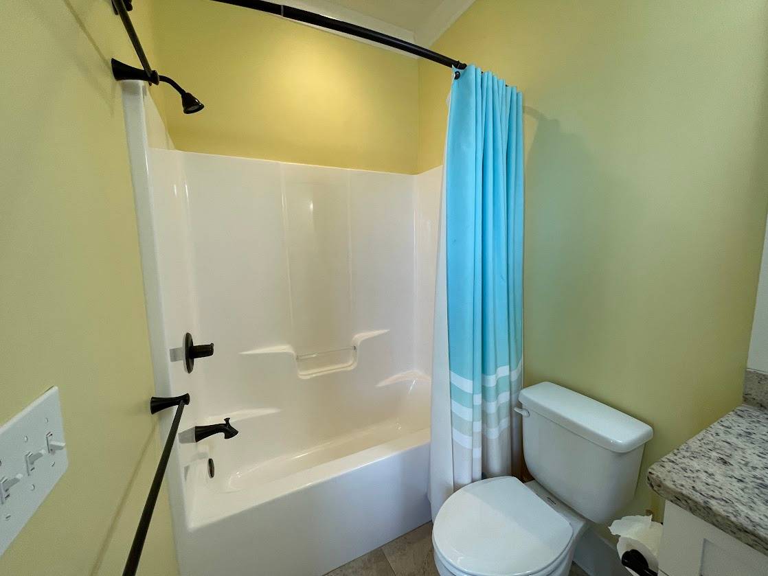 Bath 7 Second level Bath 7 Second level