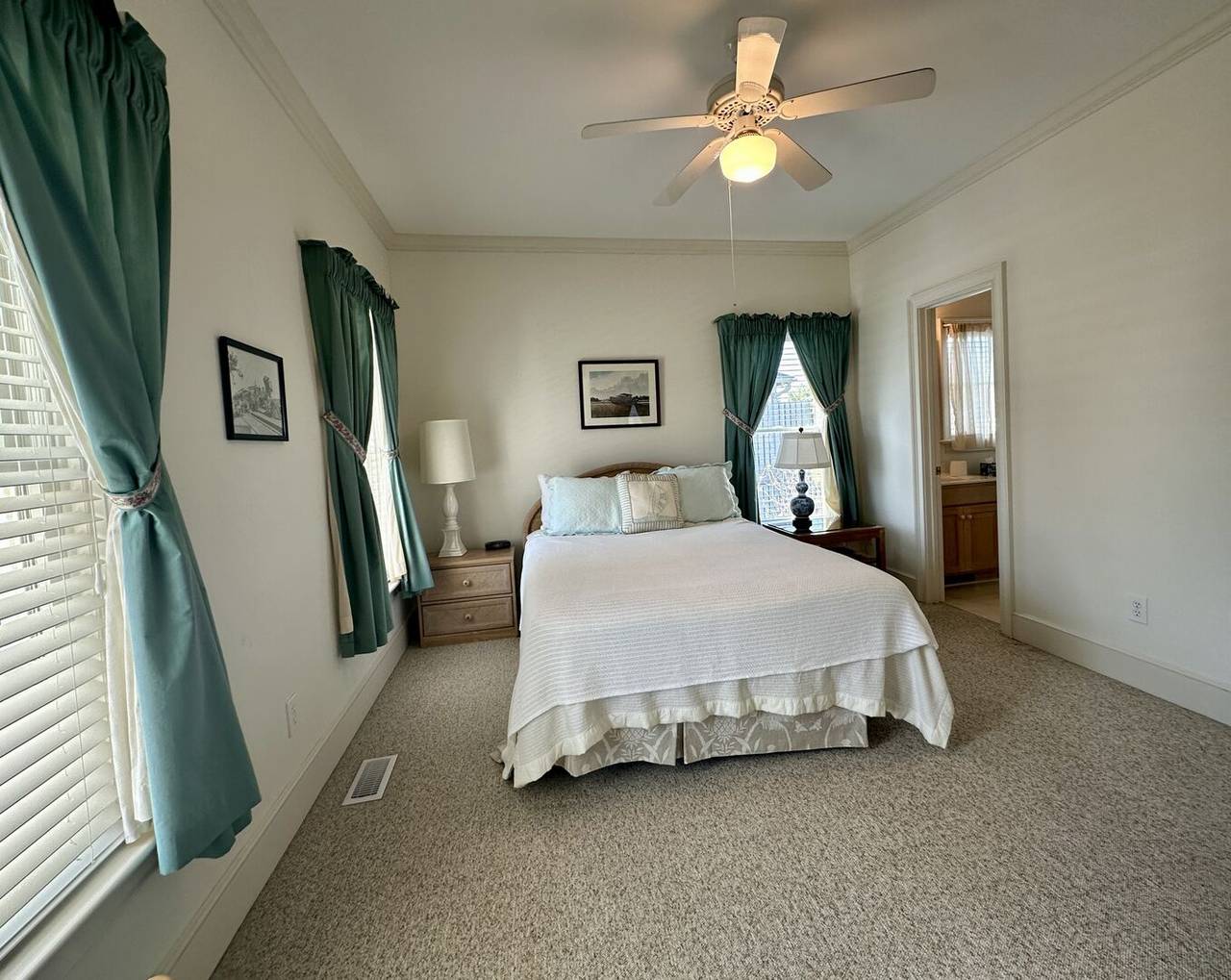 Bedroom 2 Down 1 Queen Bed Bedroom 2 Down 1 Queen Bed