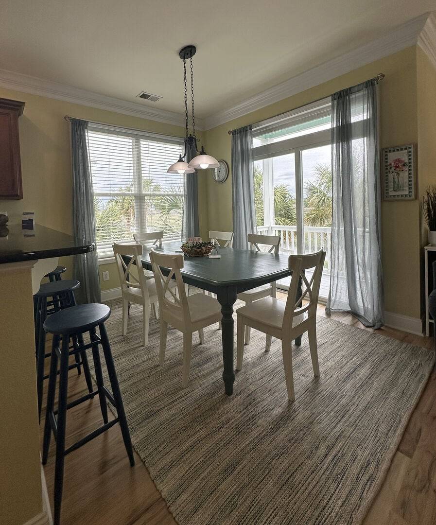 Additional Countertop Seating Additional Countertop Seating