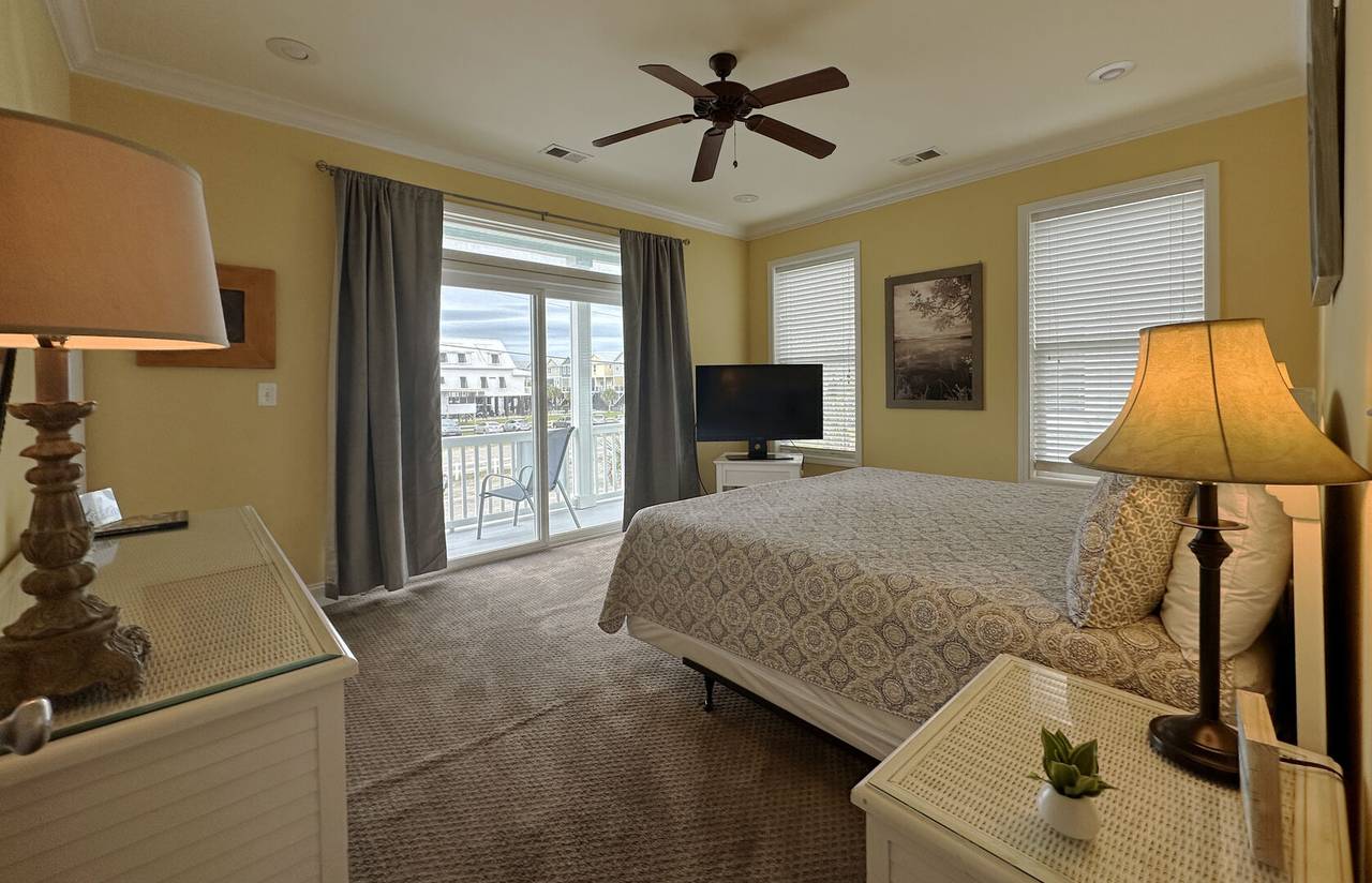 Bedroom 1 Down - King Bedroom 1 Down - King