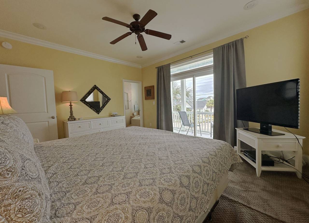 Private Bath Access Private Bath Access