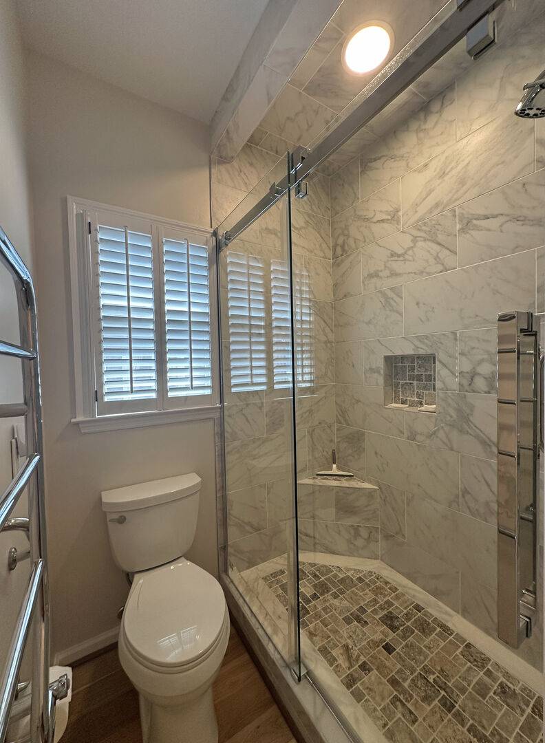 Walk-In Shower Walk-In Shower