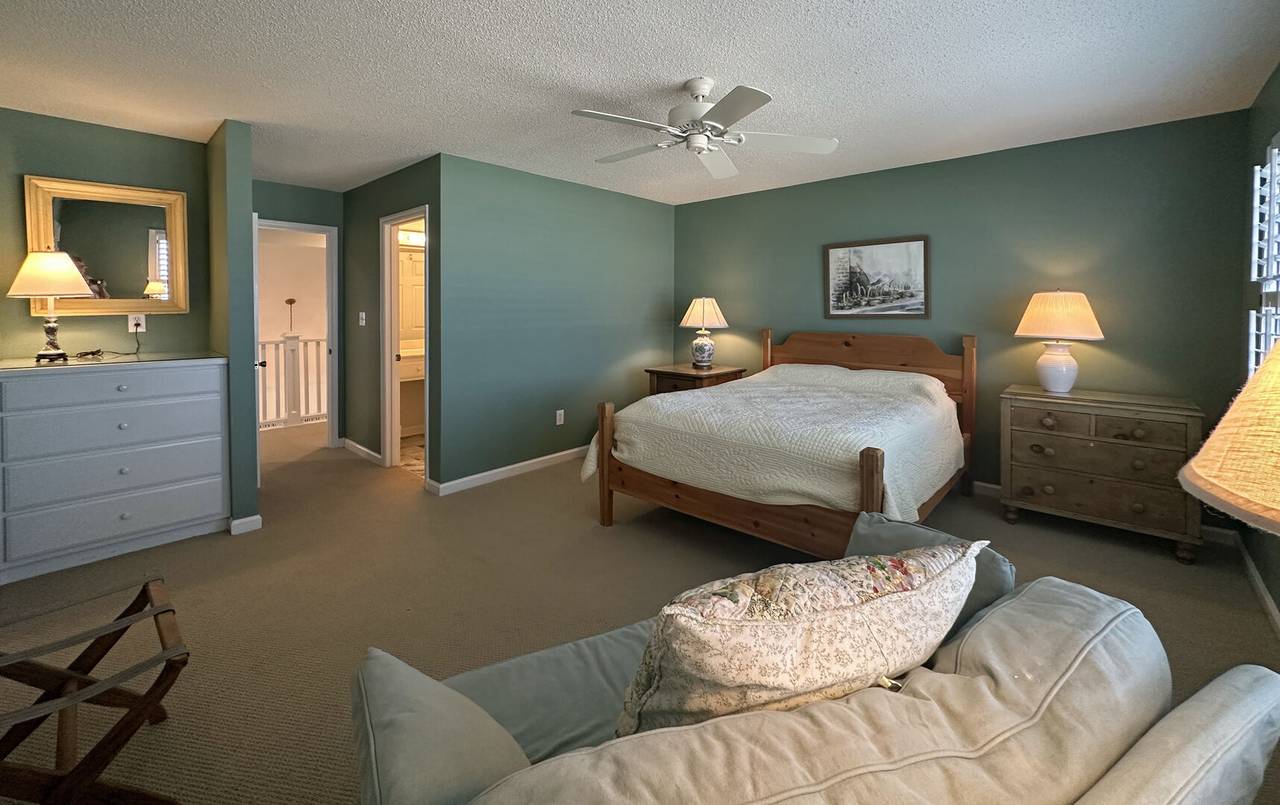 Bedroom 5 - Private Bath Bedroom 5 - Private Bath