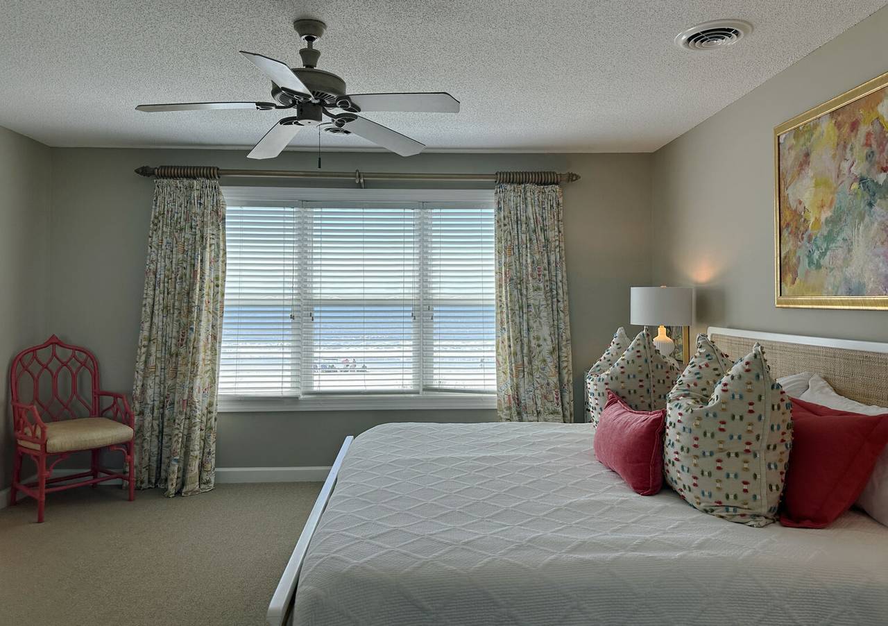 Ocean Views! Ocean Views!