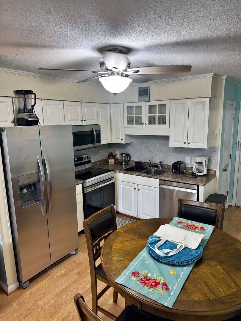 Fully Equipped Kitchen Fully Equipped Kitchen