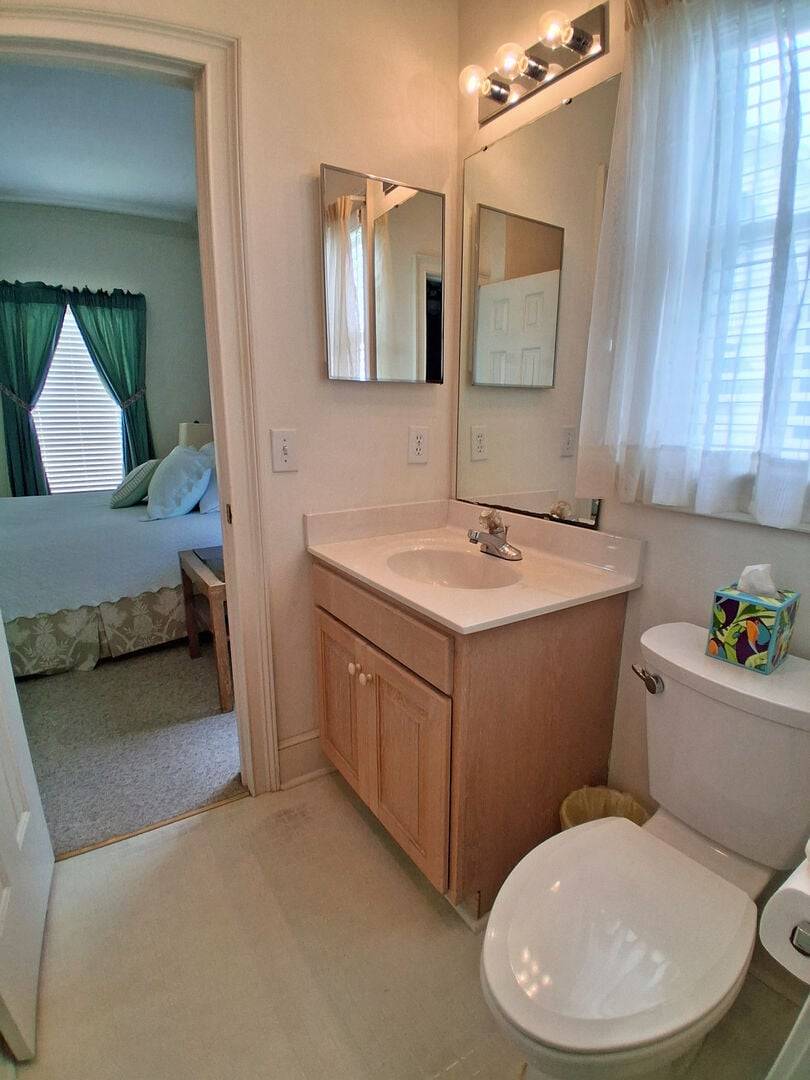 Jack and Jill for Bedrooms 2 & 3 Jack and Jill for Bedrooms 2 & 3