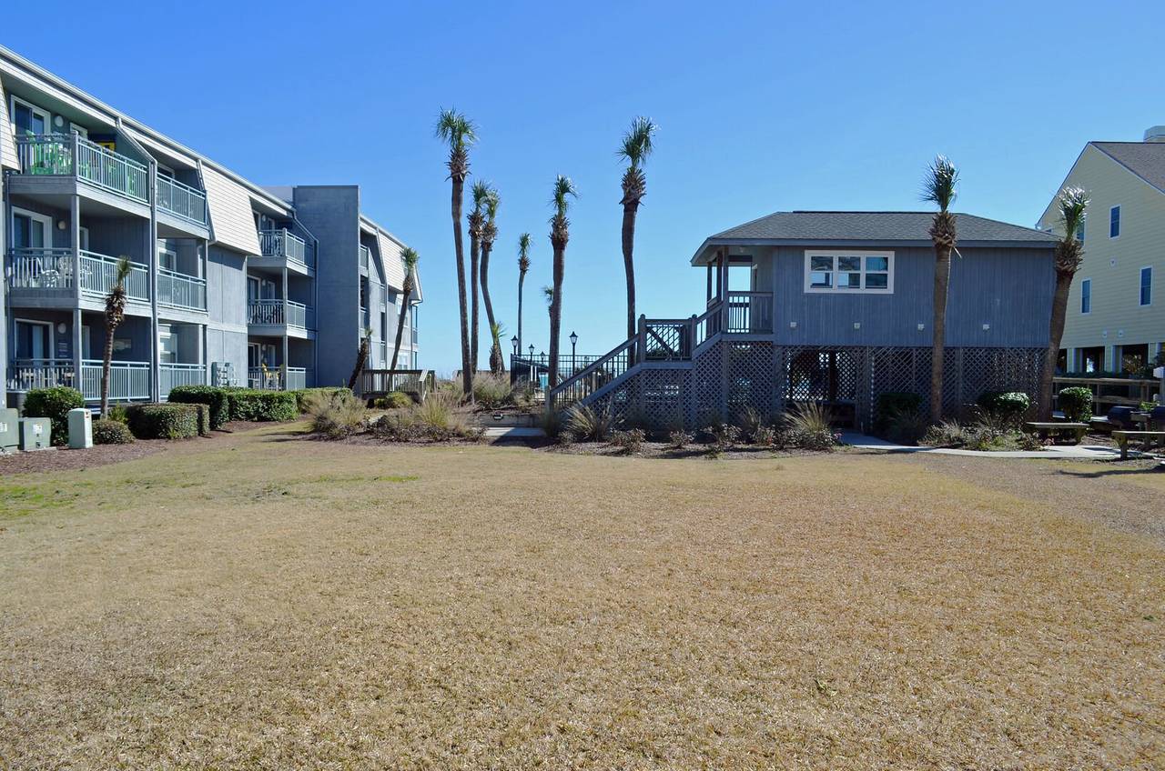 On Site Raised Laundry Facility On Site Raised Laundry Facility