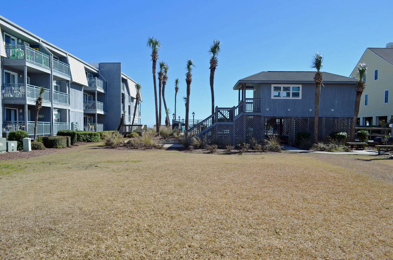 On Site Raised Laundry Facility On Site Raised Laundry Facility