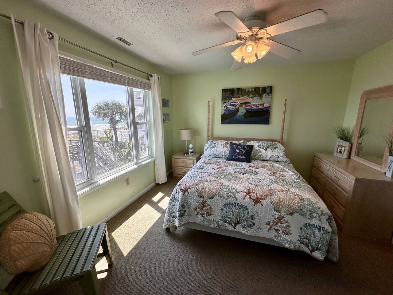 Bedroom 4 - 1 Queen Bed (Ocean front, balcony access and private bath) Bedroom 4 - 1 Queen Bed (Ocean front, balcony access and private bath)