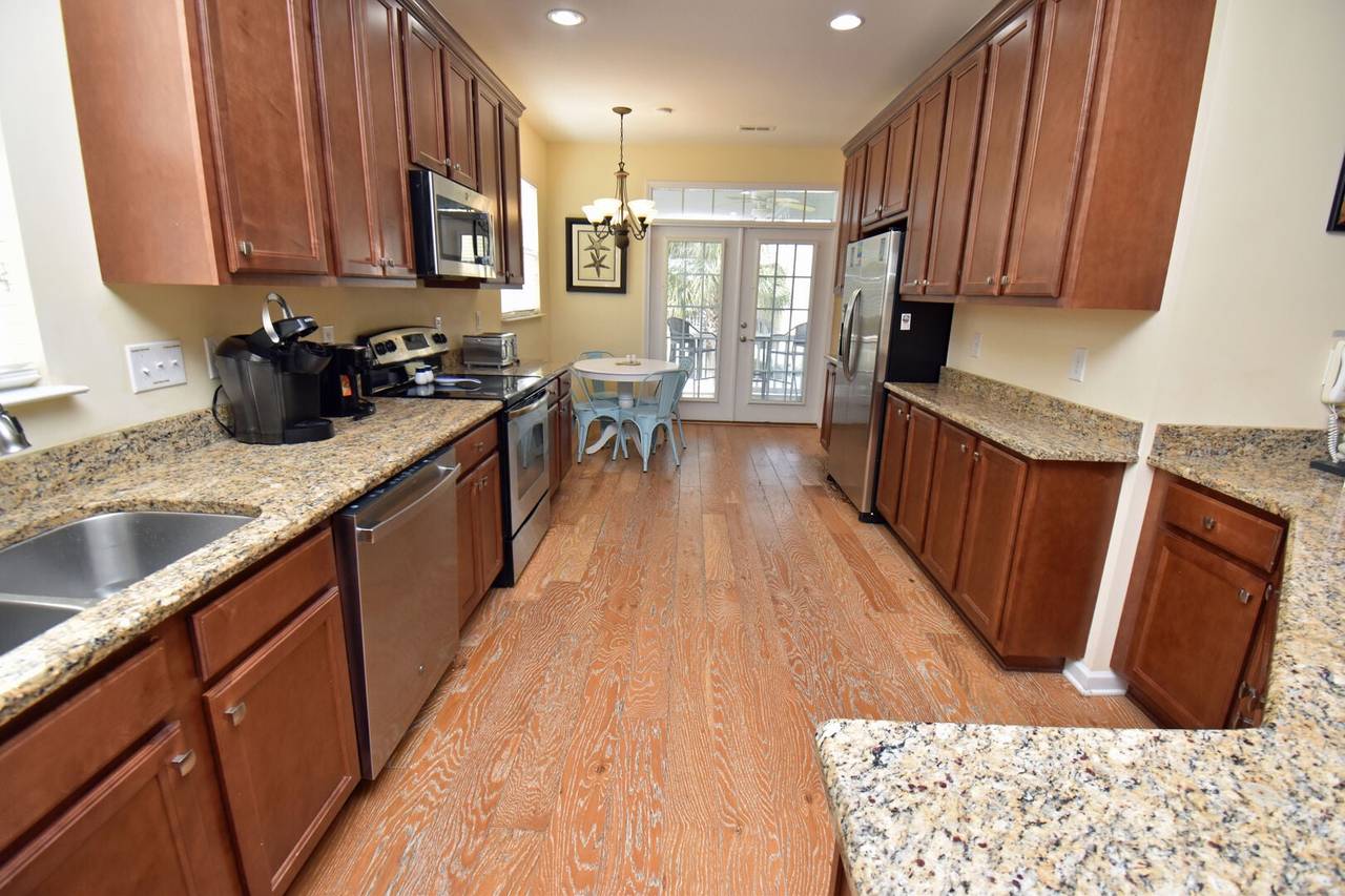 Fully Equipped Kitchen Fully Equipped Kitchen