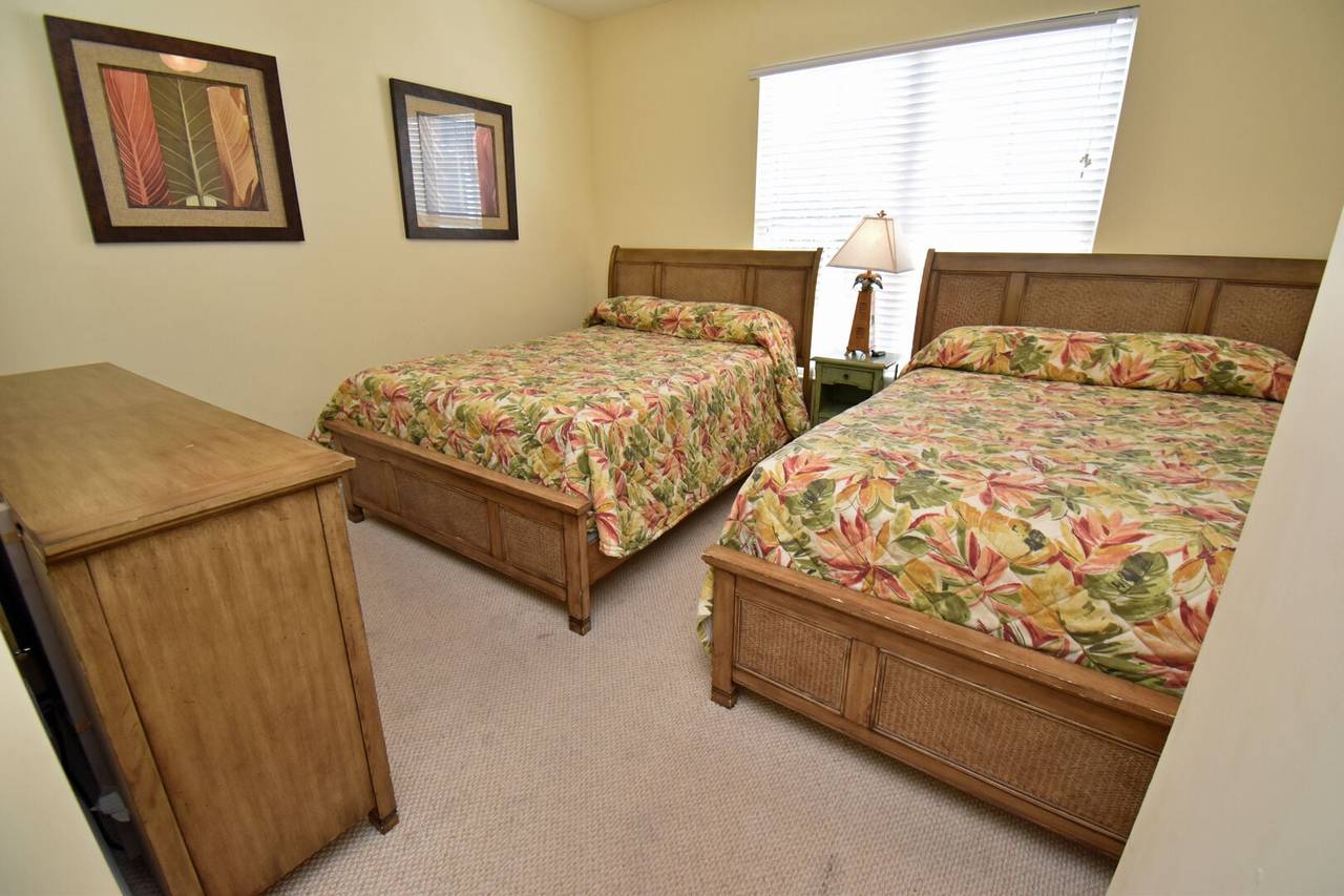Bedroom 2 Up - Queens Bedroom 2 Up - Queens