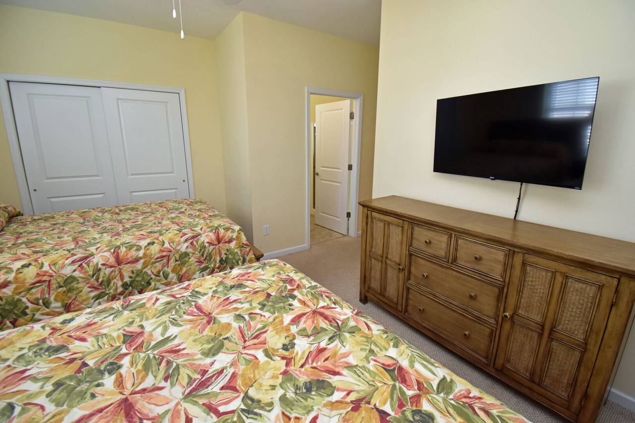 Bedroom 1 Down - King Bedroom 1 Down - King