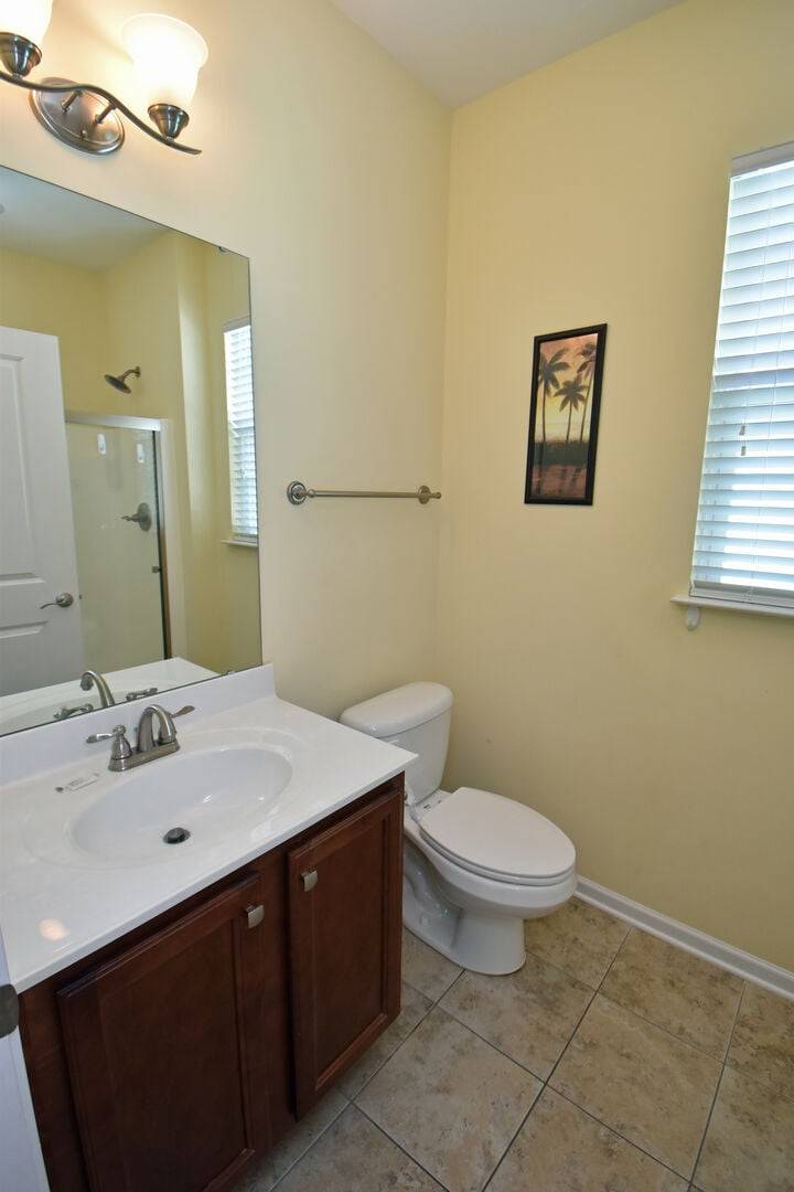 Bed 2 Private Bath Bed 2 Private Bath