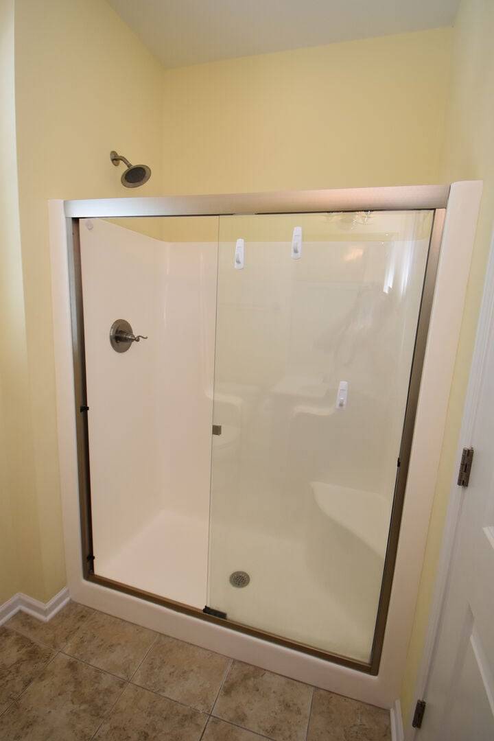 Walk-In Shower Walk-In Shower