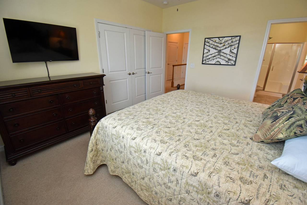 Bedroom 3 Up - King Bedroom 3 Up - King