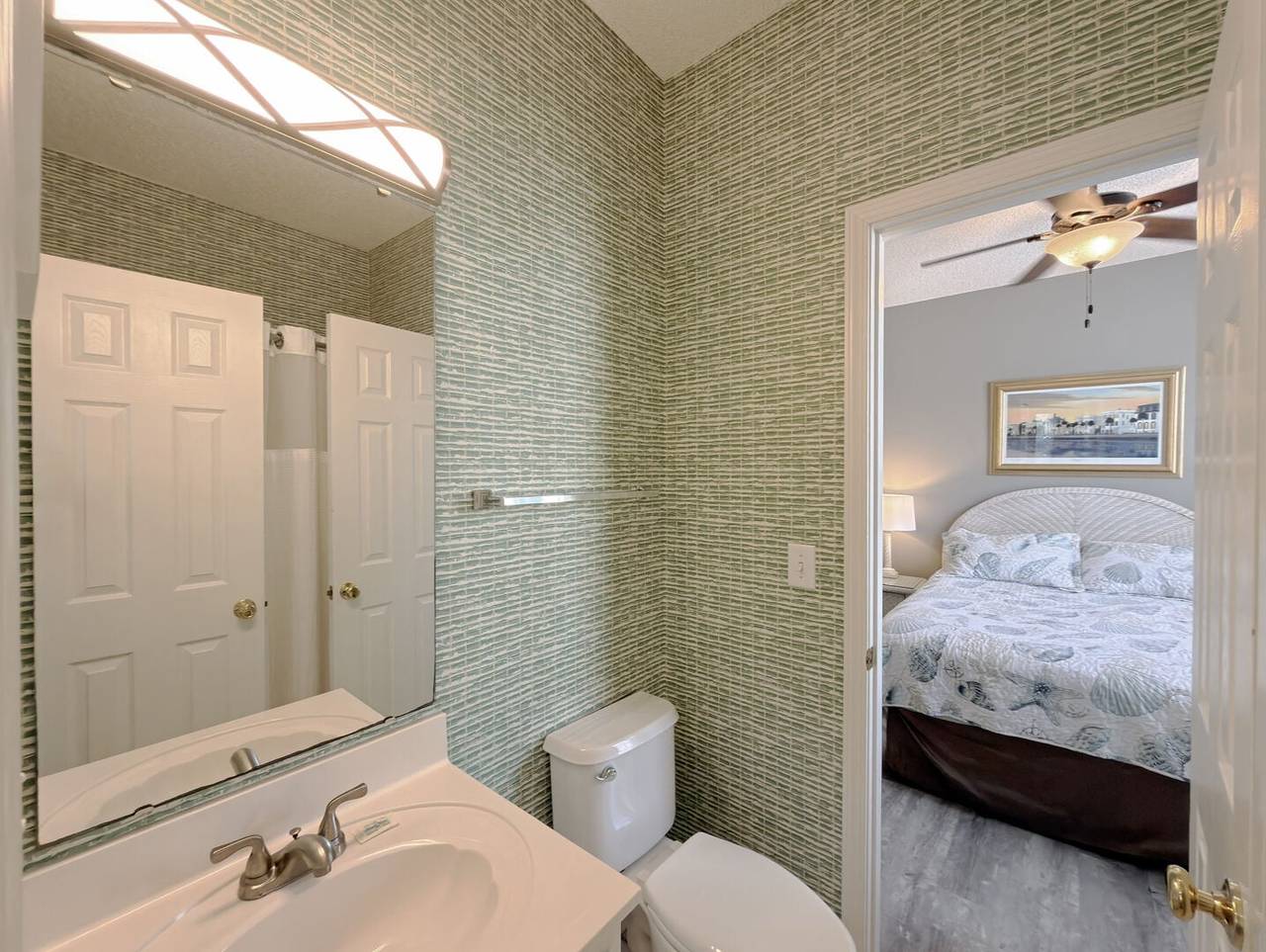 Jack & Jill Bathroom with... Jack & Jill Bathroom with...
