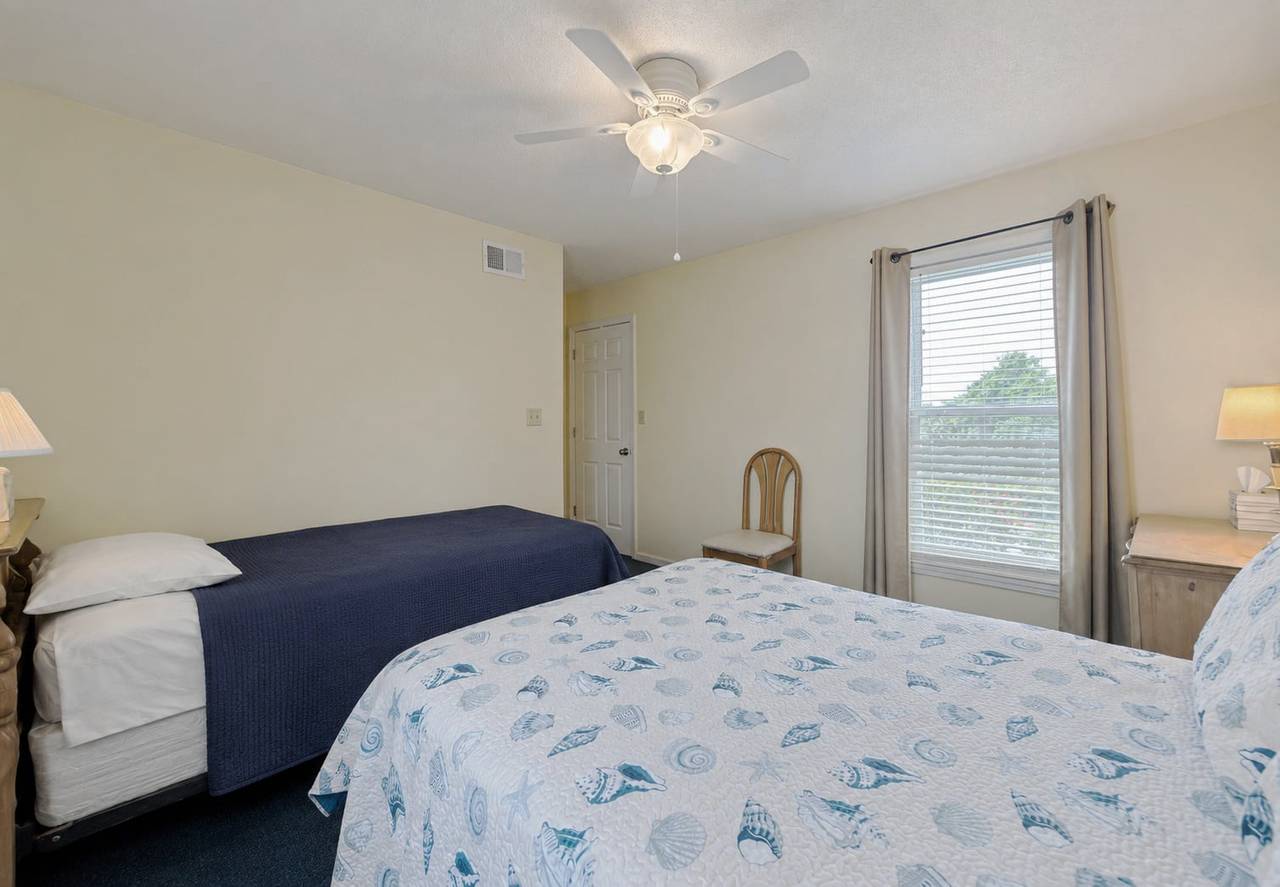 Unwind after a day at the beach! Unwind after a day at the beach!